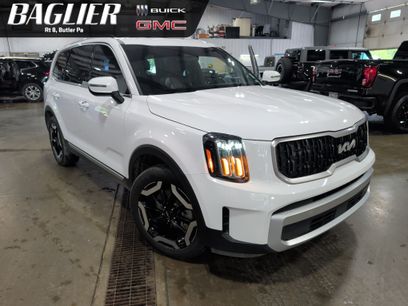 Used 2024 Kia Telluride EX w/ EX Captain's Chair Package