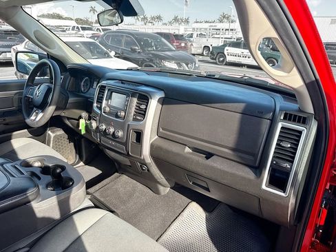 Used 2022 RAM 1500 Classic SLT image 31