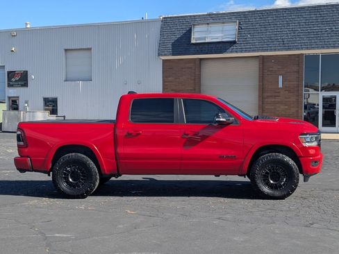 Used 2022 RAM 1500 Laramie AWD/4WD image 2
