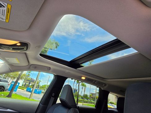 Used 2026 INFINITI QX60 Luxe w/ Cargo Package FWD image 5