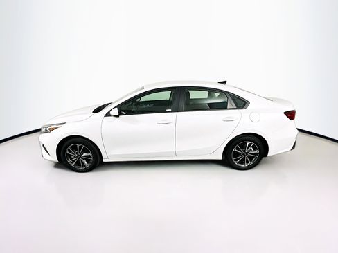 Used 2024 Kia Forte LXS image 4