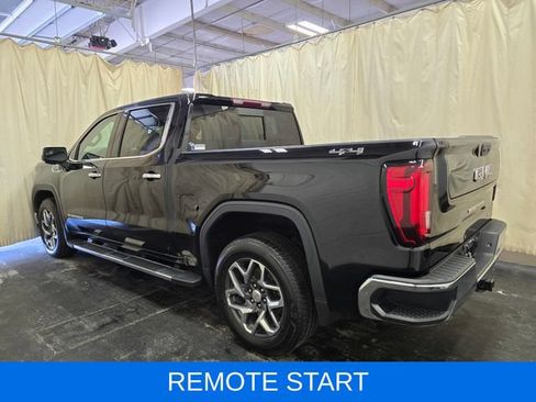 Used 2023 GMC Sierra 1500 SLT w/ SLT Premium Package AWD/4WD image 9