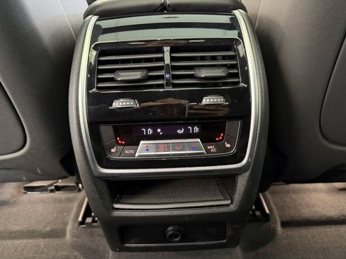 Used 2020 BMW X6 xDrive40i w/ Executive Package image 44