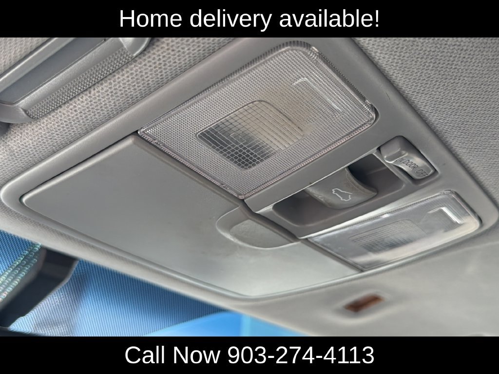 Used 2013 Hyundai Veloster w/ Style Pkg FWD image 27