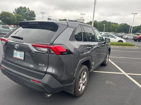 Used 2025 Toyota RAV4 XLE w/ Convenience Package FWD image 4
