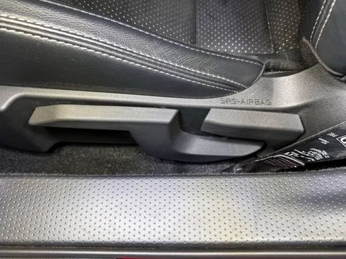 Certified 2025 Toyota GR86 Premium w/ ALL Weather Mat Package (TMS) RWD image 28