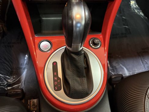 Used 2019 Volkswagen Beetle 2.0T SE w/ SE Premium Package image 21