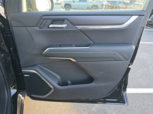 New 2025 GMC Acadia Elevation w/ Super Cruise Package image 32