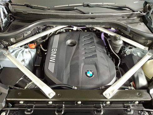 Certified 2024 BMW X5 xDrive40i w/ Executive Package image 29