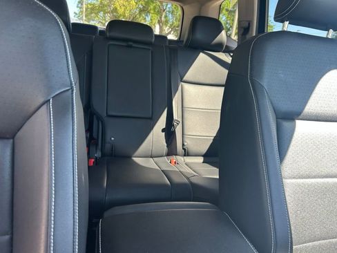Used 2023 Volkswagen Atlas SE w/ Black Wheel Package FWD image 39