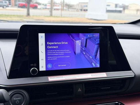 Used 2024 Toyota Prius Prime XSE image 3