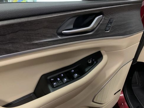 Used 2021 Jeep Grand Cherokee L Limited image 31