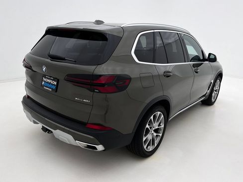 Used 2024 BMW X5 xDrive40i w/ Premium Package AWD/4WD image 7