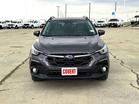 Used 2024 Subaru Crosstrek 2.5i Limited w/ Crosstrek Mirror Package image 3