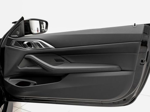 Used 2024 BMW M4 Coupe w/ Executive Package image 34