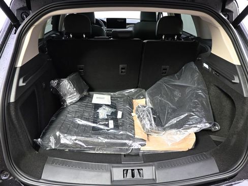 New 2026 Lincoln Corsair Reserve w/ Jet Appearance Package image 19