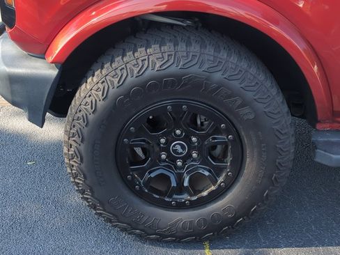 Used 2022 Ford Bronco Outer Banks AWD/4WD image 29