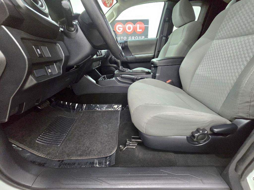 Used 2020 Toyota Tacoma SR RWD image 11