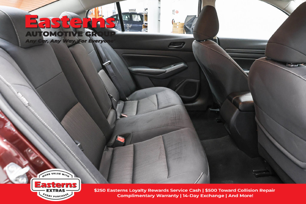 Used 2024 Nissan Altima 2.5 SV FWD image 24