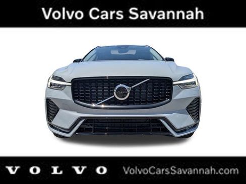 New 2025 Volvo XC60 B5 Core w/ Climate Package image 11