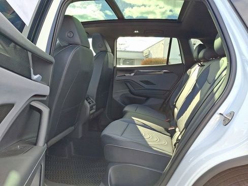 New 2026 Volkswagen Tiguan SE R-Line image 5