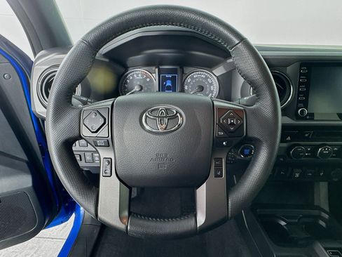 Certified 2021 Toyota Tacoma TRD Off-Road w/ TRD Premium Off Road Package AWD/4WD image 11