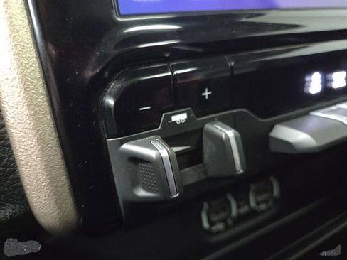 Used 2021 RAM 1500 Laramie image 26