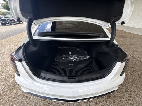 Certified 2026 Cadillac CT5 V w/ Technology Package RWD image 27