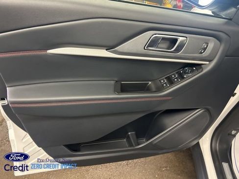 New 2026 Ford Explorer ST-Line w/ ST-Line Street Pack AWD/4WD image 10
