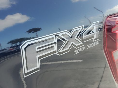 Used 2025 Ford F150 Lariat w/ Equipment Group 501A Mid AWD/4WD image 14