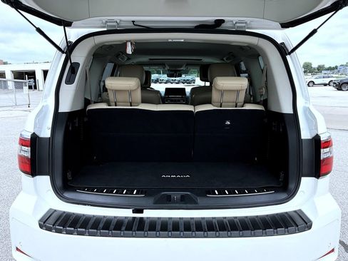 Used 2021 Nissan Armada Platinum w/ Captain's Chairs Package AWD/4WD image 9