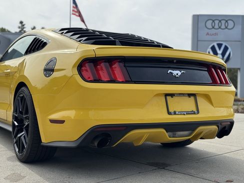 Used 2015 Ford Mustang Premium image 12