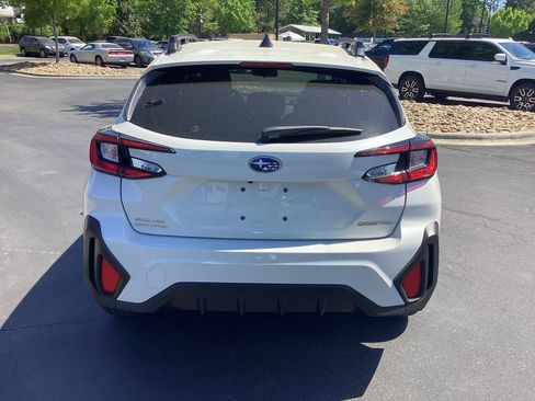 Used 2025 Subaru Crosstrek 2.0i Premium AWD/4WD image 3