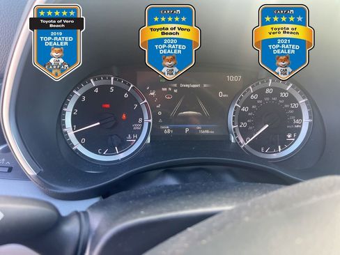 Certified 2024 Toyota Highlander XLE image 4