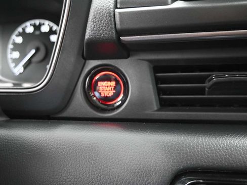 Used 2024 Honda Pilot TrailSport image 17