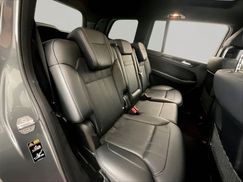 Certified 2019 Mercedes-Benz GLS 450 4MATIC image 25