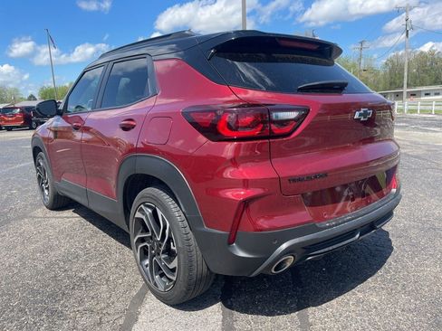 Used 2024 Chevrolet TrailBlazer RS w/ Convenience Package FWD image 4