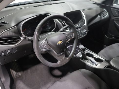 Used 2023 Chevrolet Malibu LT FWD image 14