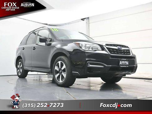 Used 2018 Subaru Forester 2.5i Premium w/ All-Weather Package AWD/4WD image 15