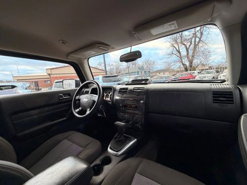 Used 2010 HUMMER H3 AWD/4WD image 29