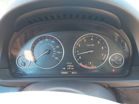 Used 2011 BMW 535i Sedan image 19