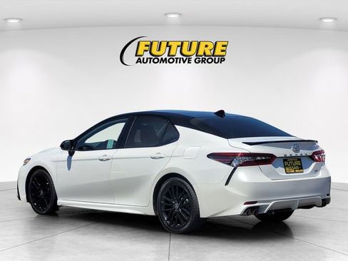 Used 2023 Toyota Camry XSE FWD image 7