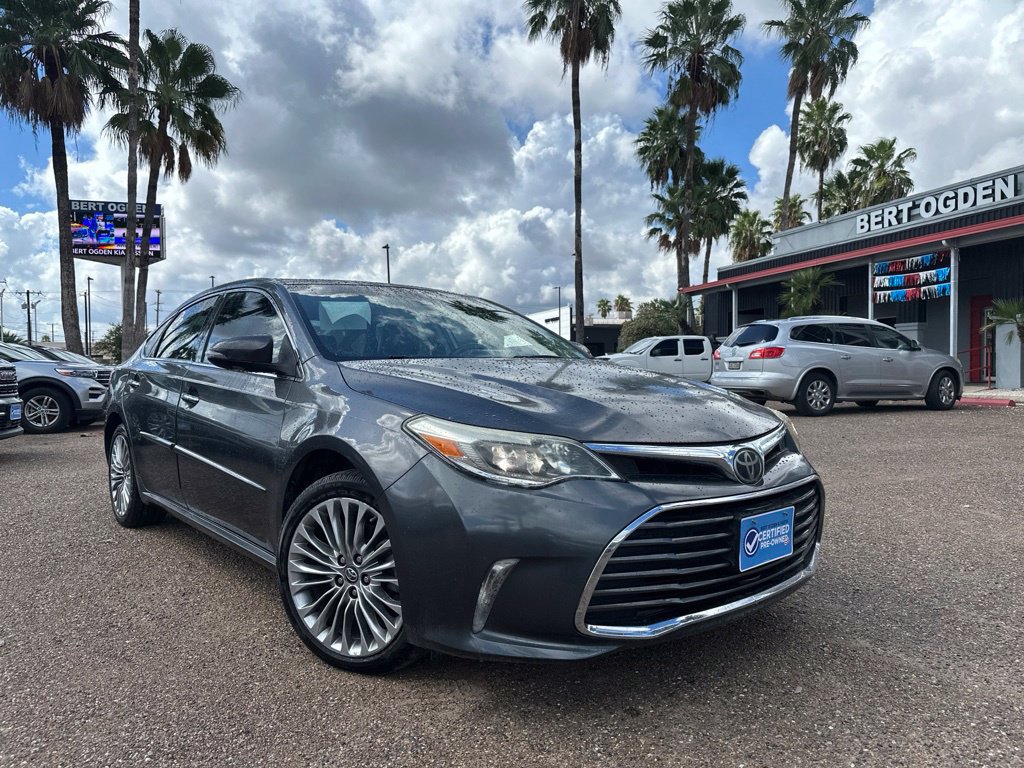 Used 2017 Toyota Avalon Limited FWD image 1