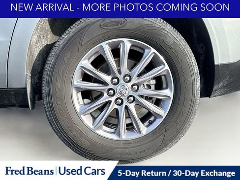 Certified 2024 Buick Enclave Premium image 11
