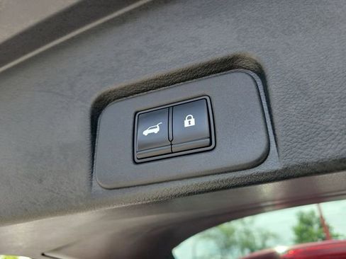 Certified 2021 Nissan Rogue Platinum FWD image 11