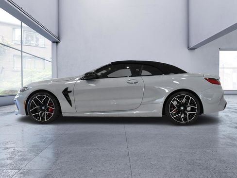 Used 2025 BMW M8 Competition AWD/4WD image 2