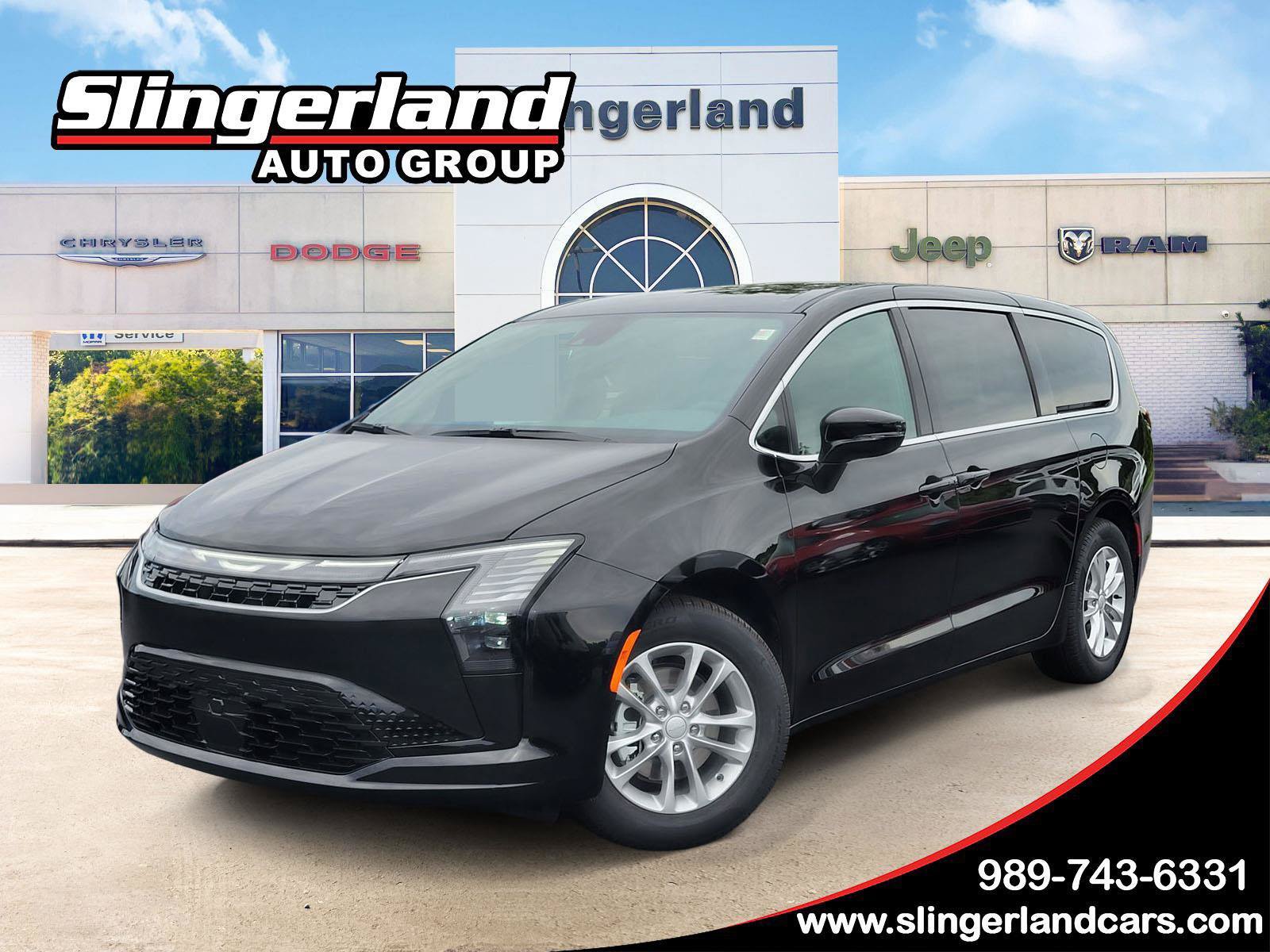 New 2027 Chrysler Pacifica Select FWD image 1