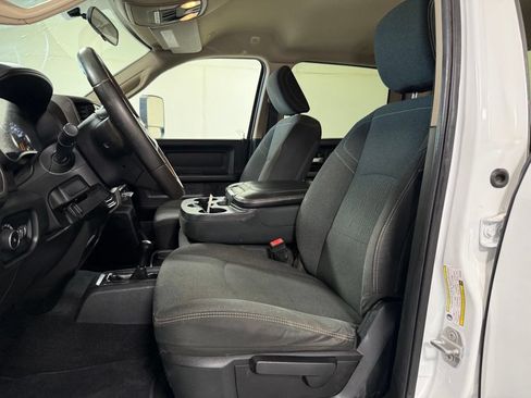 Used 2019 RAM 3500 Tradesman AWD/4WD image 9