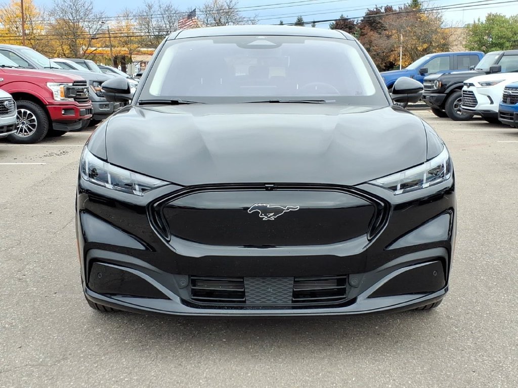 Used 2024 Ford Mustang Mach-E Premium AWD/4WD image 8
