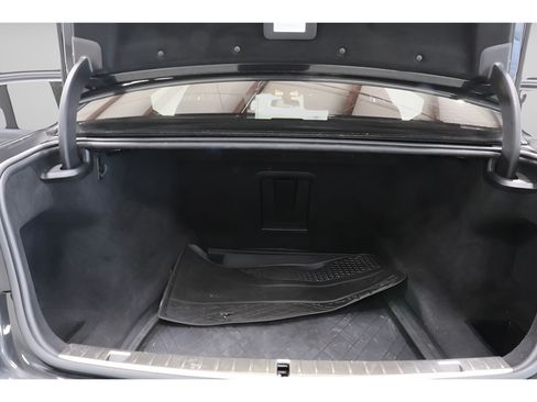 Used 2020 BMW 740i xDrive w/ Premium Package AWD/4WD image 27